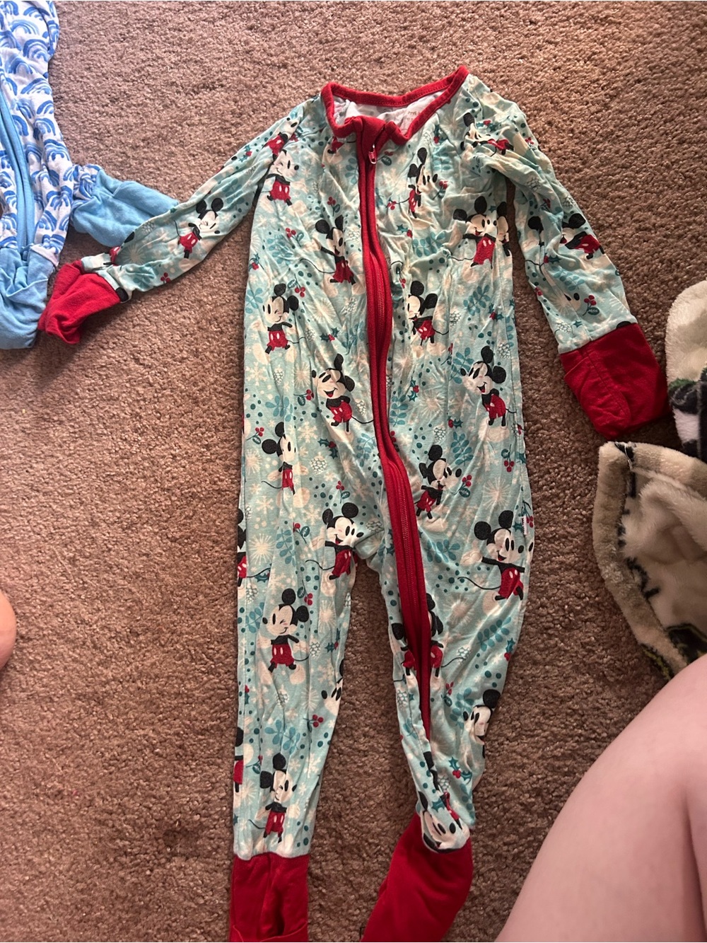 Disney Mickey Mouse little sleepies 6-12